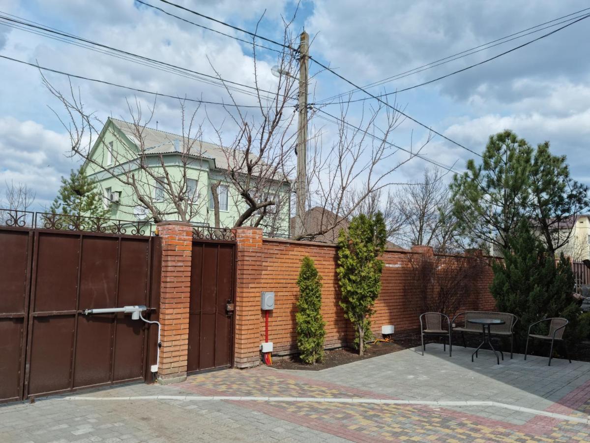 Ник Аэро Hotell Kharkiv Eksteriør bilde