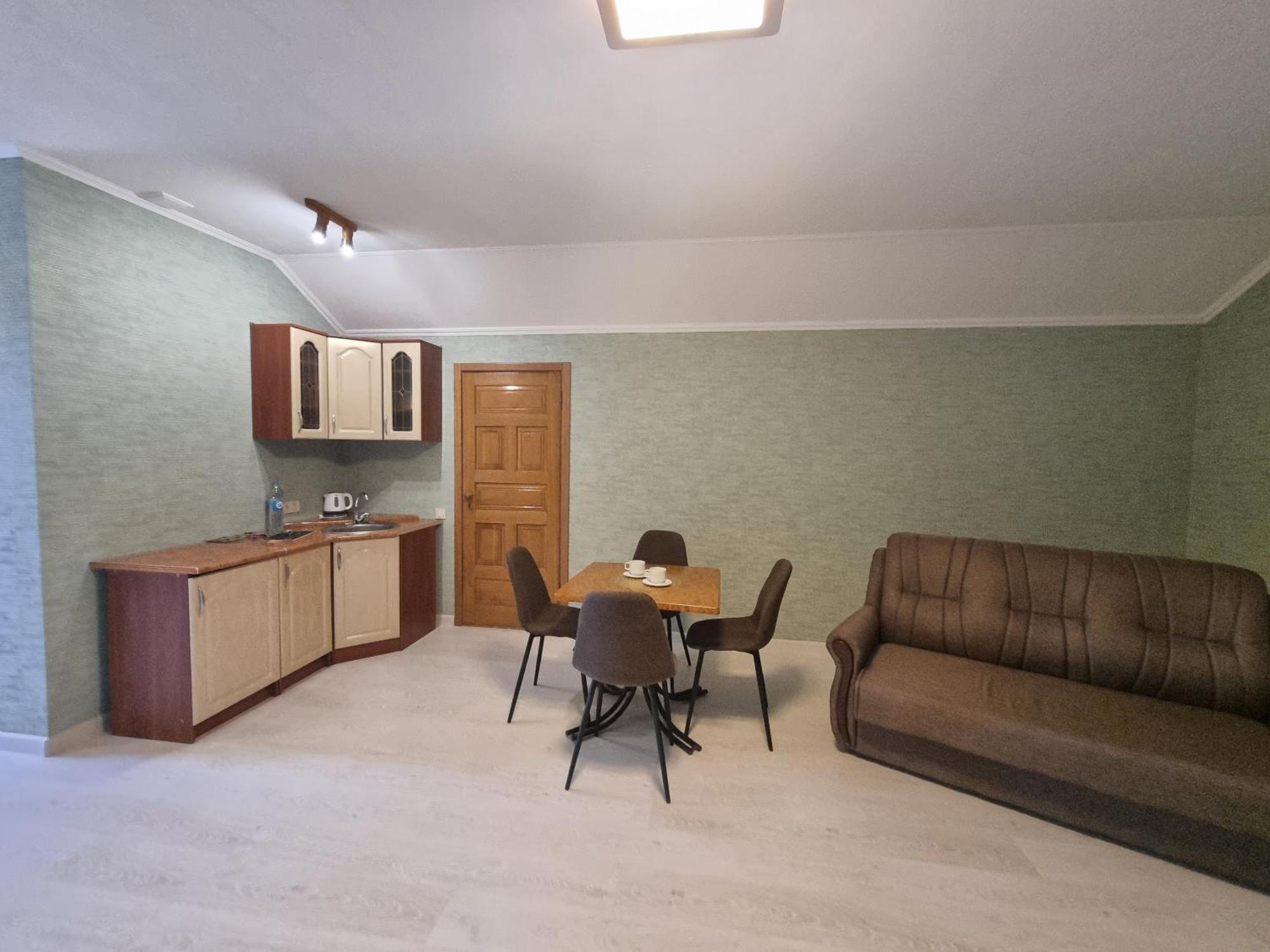 Ник Аэро Hotell Kharkiv Rom bilde