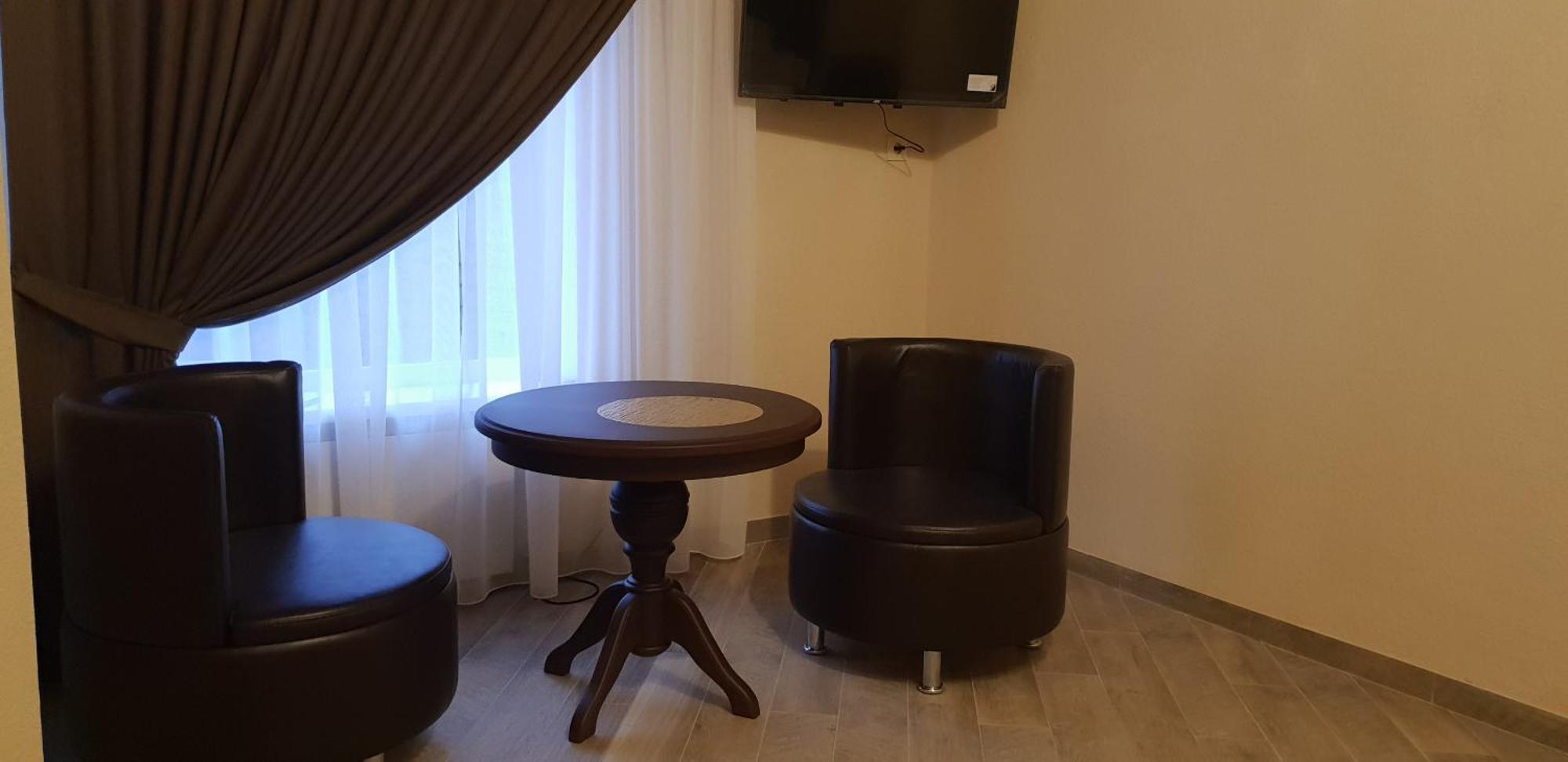 Ник Аэро Hotell Kharkiv Rom bilde