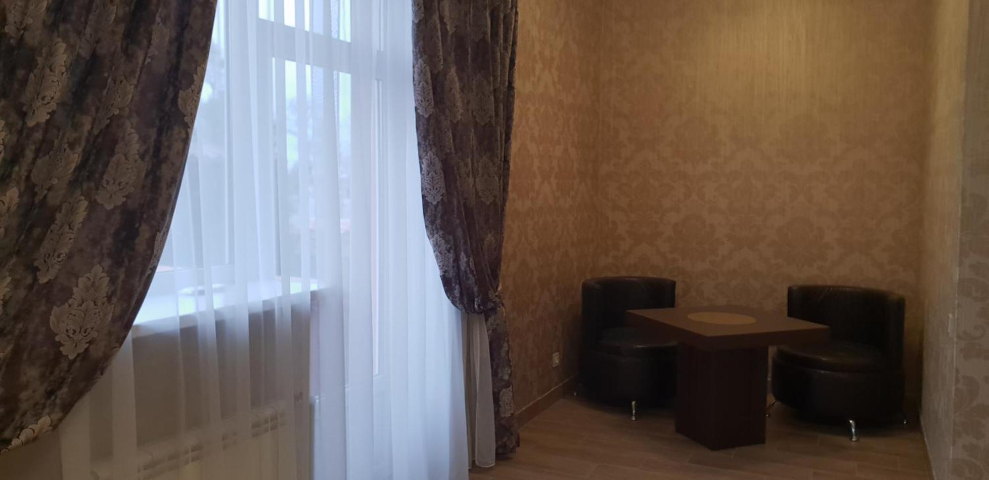 Ник Аэро Hotell Kharkiv Rom bilde