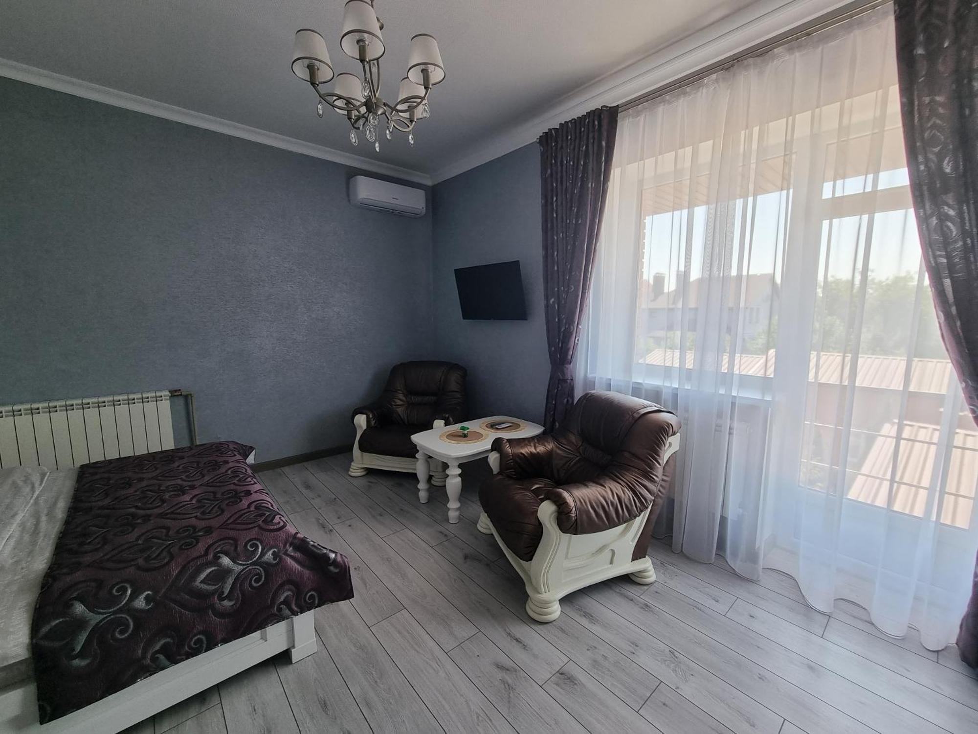Ник Аэро Hotell Kharkiv Rom bilde